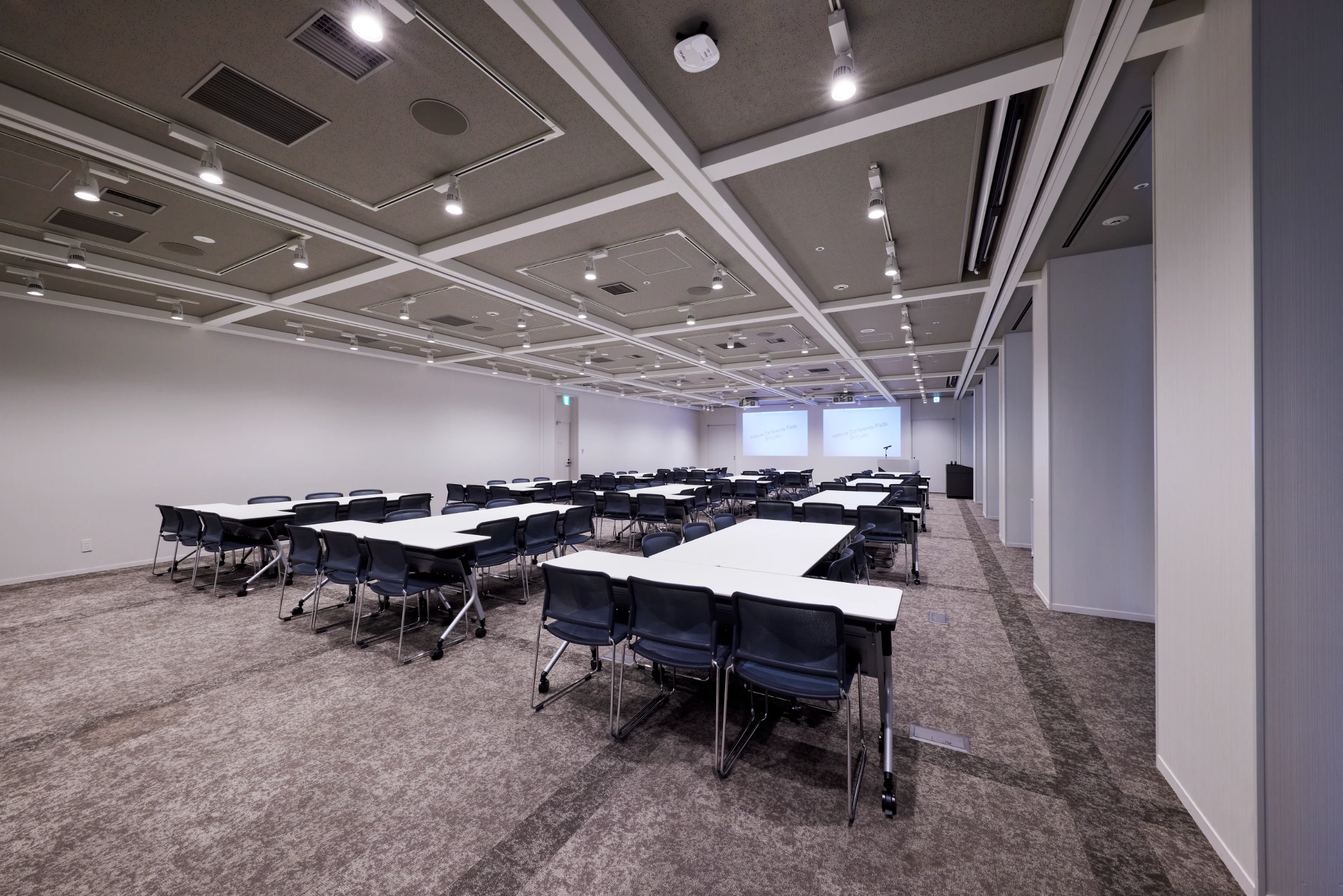 スクール形式のイメージ